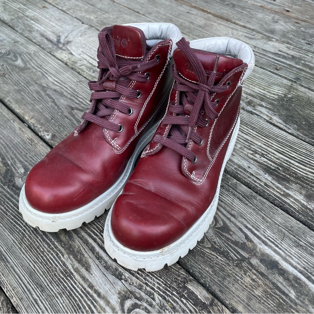 Leather Timberland Boots (Women’s)